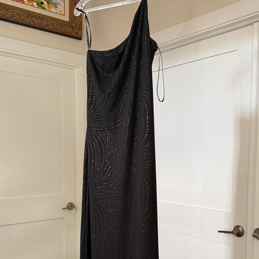 Sophisticated Black One Shoulder Dress